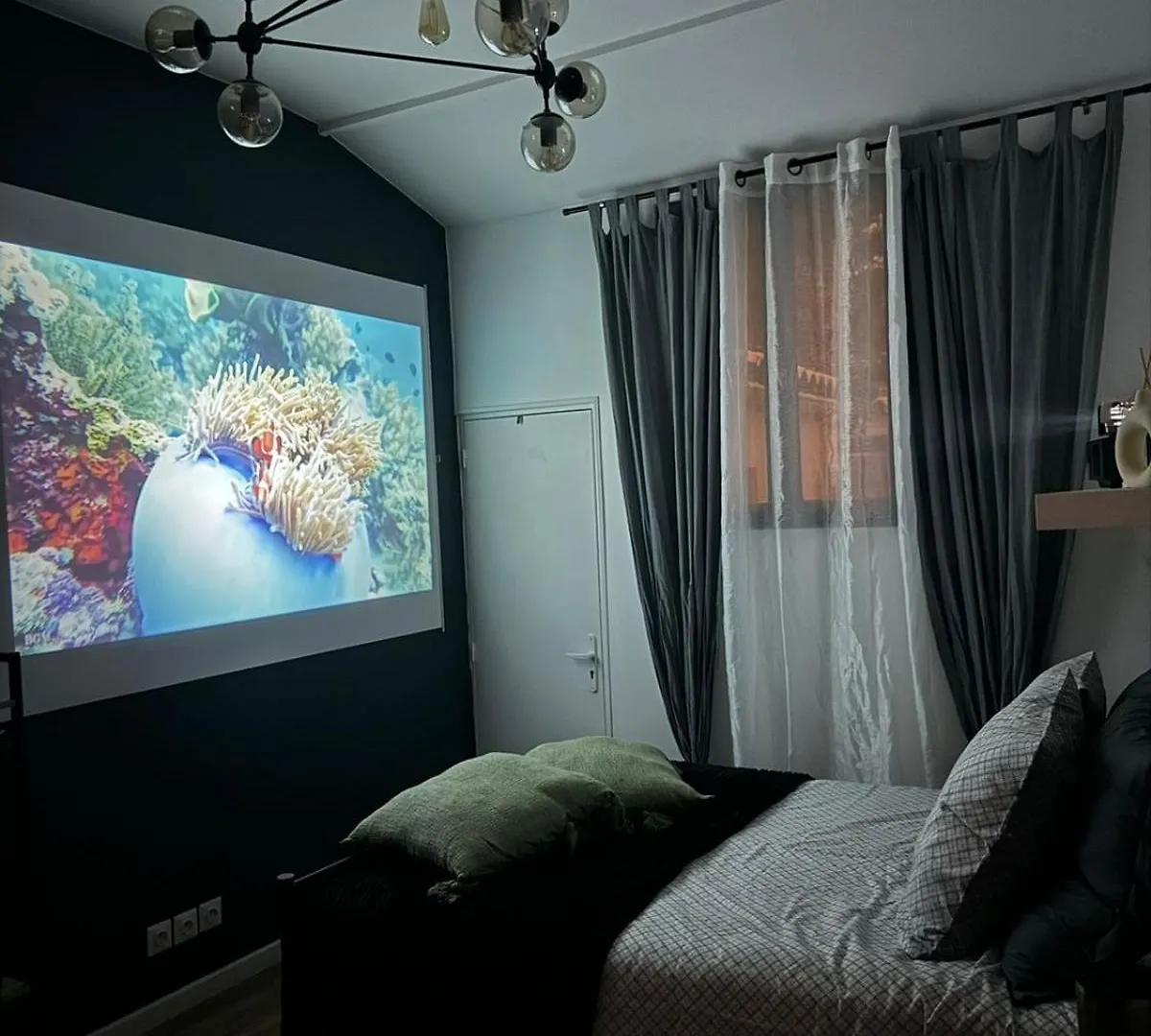 Maisonnette Proche De Paris & Home Cinema Bourg-la-Reine Apartment